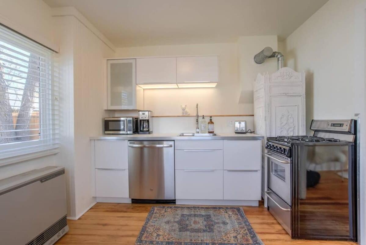 Vintage Tiny House Cute 1Bdrm Big Appeal Villa Colorado Springs Dış mekan fotoğraf