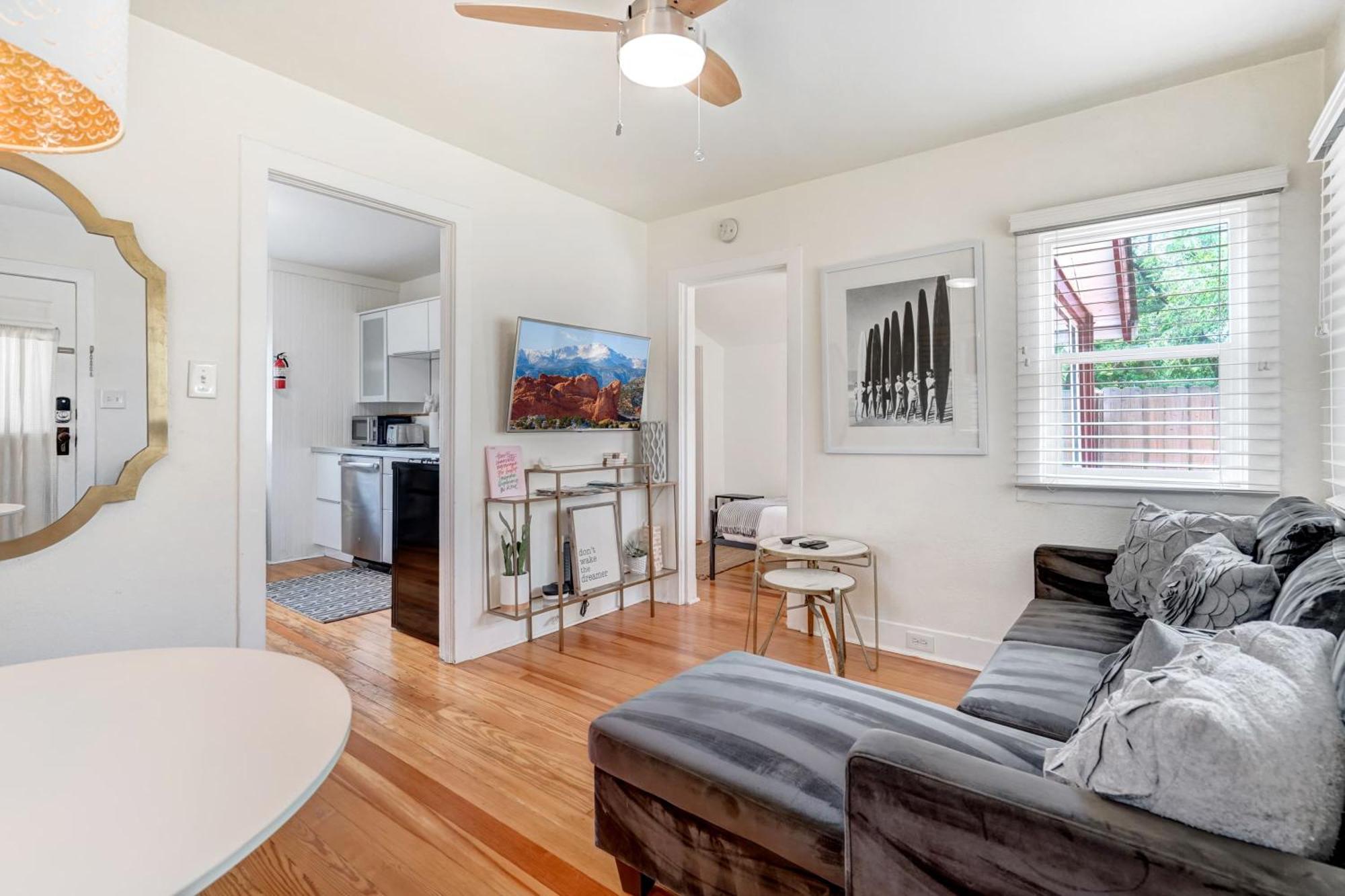 Vintage Tiny House Cute 1Bdrm Big Appeal Villa Colorado Springs Dış mekan fotoğraf
