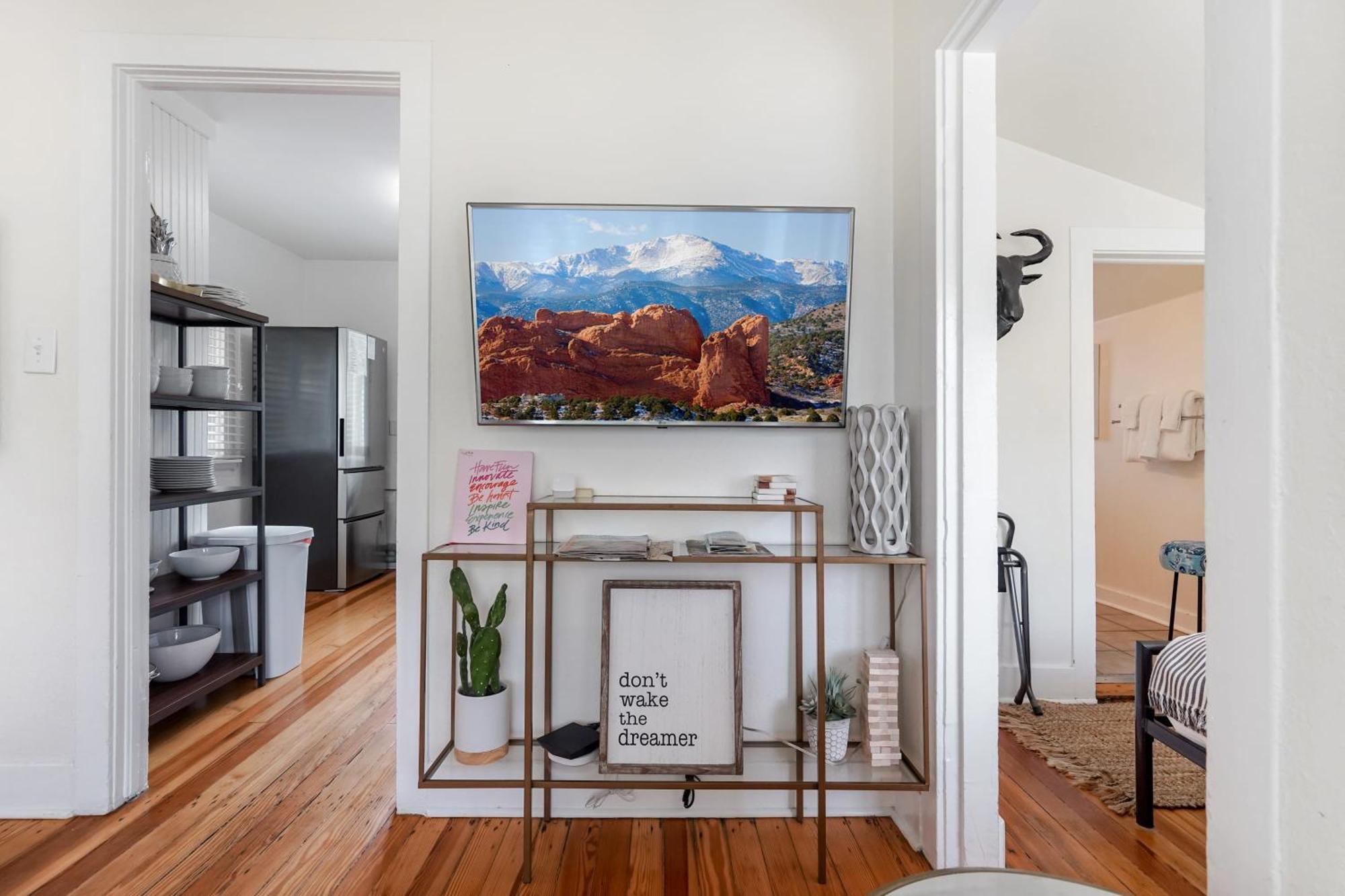 Vintage Tiny House Cute 1Bdrm Big Appeal Villa Colorado Springs Dış mekan fotoğraf